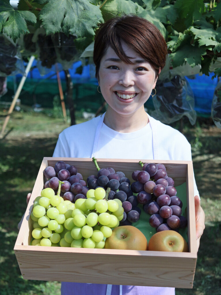 リニューアルオープンした越谷市の「林ぶどう園」